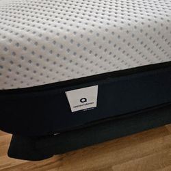 King Amerisleep AS2 Hybrid Mattress + Tufted Designer Frame