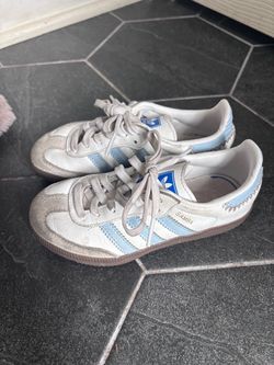 Kids Adidas Sambas size 11