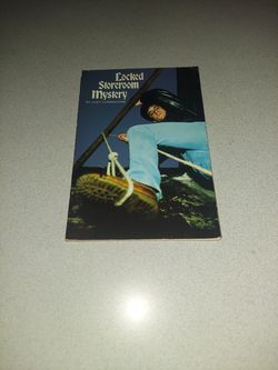 EXTREMELY RARE VINTAGE 1978 LOCKED STOREROOM MYSTERY PAPERBACK BY CHET CUNNINGHAM