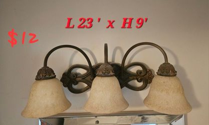 Bathroom lamp