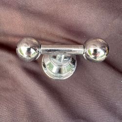 2 = JADO 2 Sided Towel Holders