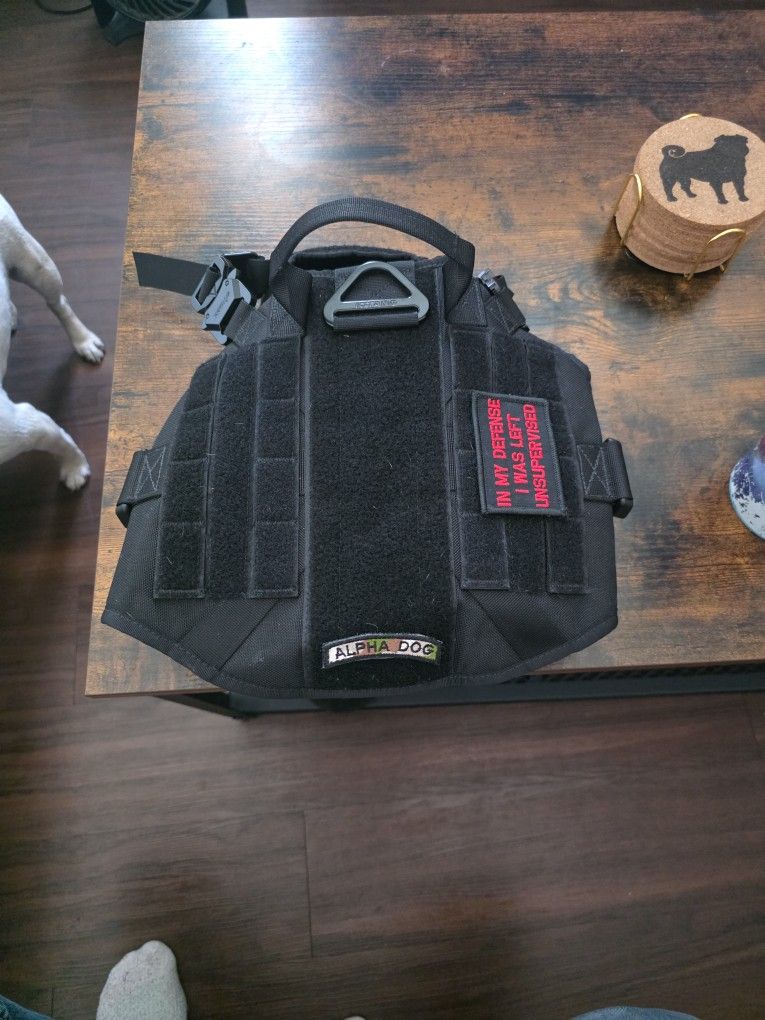 DOG HARNESS
