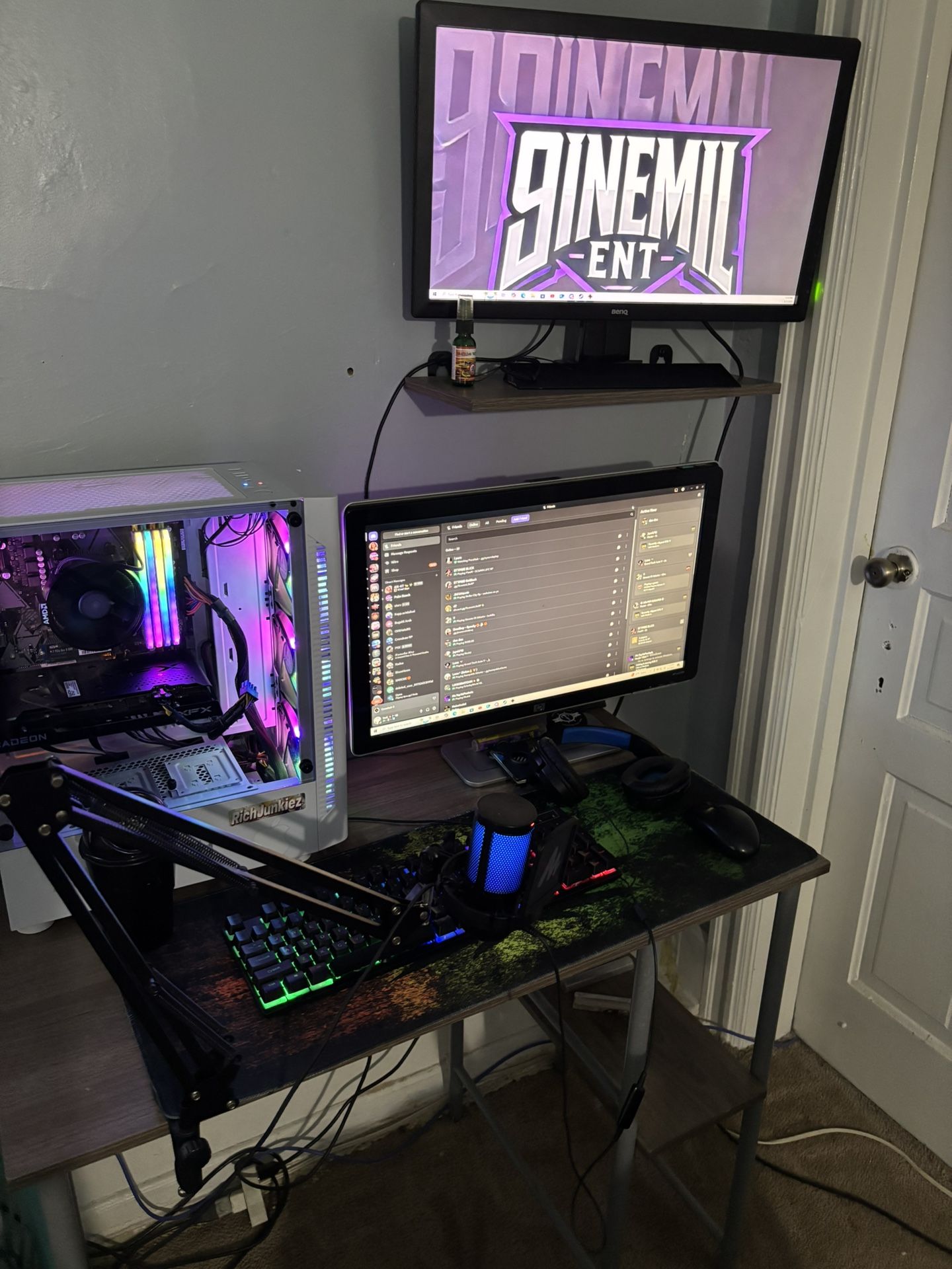entire custom pc build
