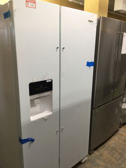 Whirlpool 36”side by side refrigerator