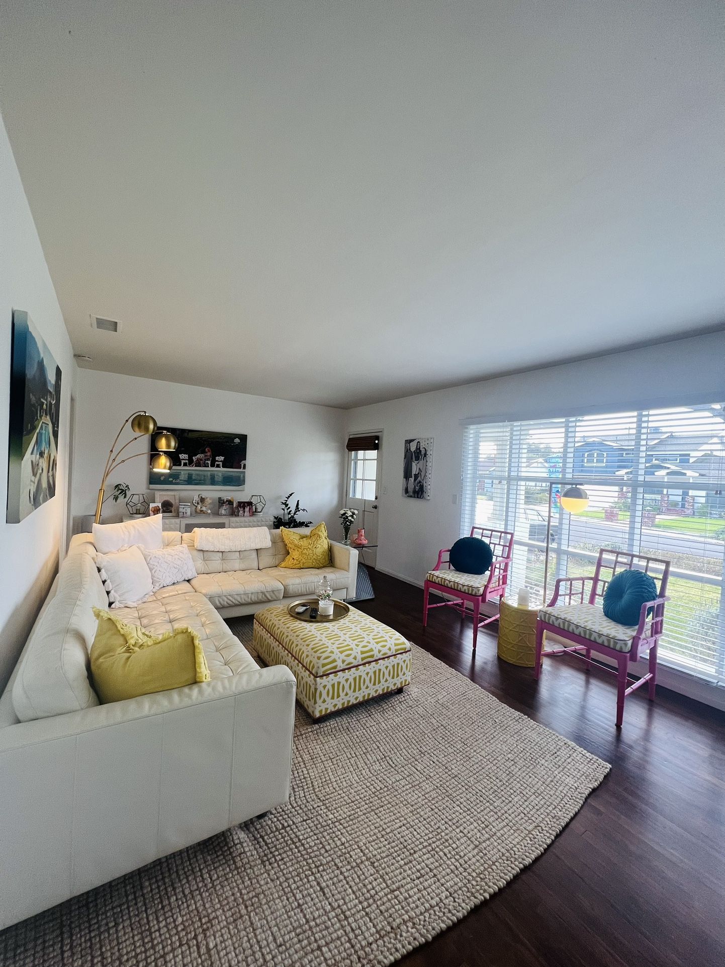 Chunky Wool/Jute Rug 8 X 10 (Pottery Barn) for Sale in Newport Beach