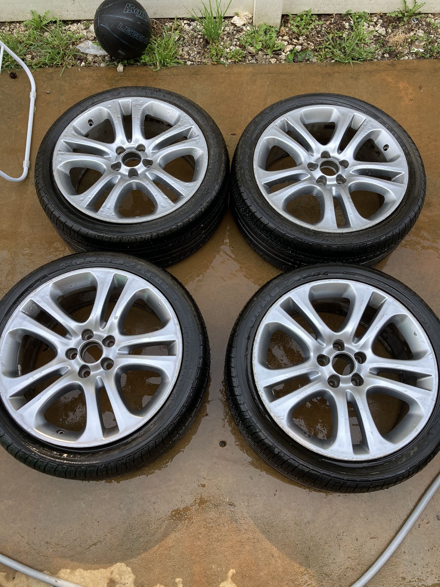 19" ACURA TSX TL MDX RDX OEM FACTORY STOCK WHEELS RIM TLX & Tires 245/40ZR19 98W 4 New tires and 4 oem used rims (wheels) Rims/wheels are in good co