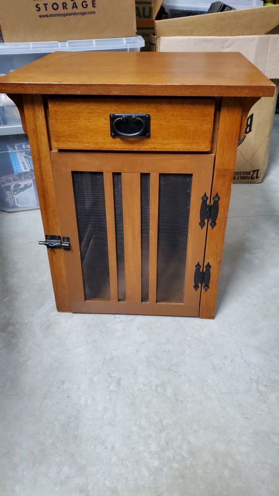 Custom Solid Wood Dog Crate - FREE