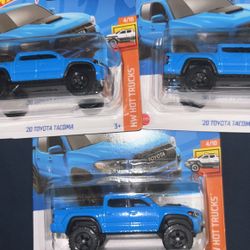 Hot Wheels Short cards Toyota Tacoma Blue 