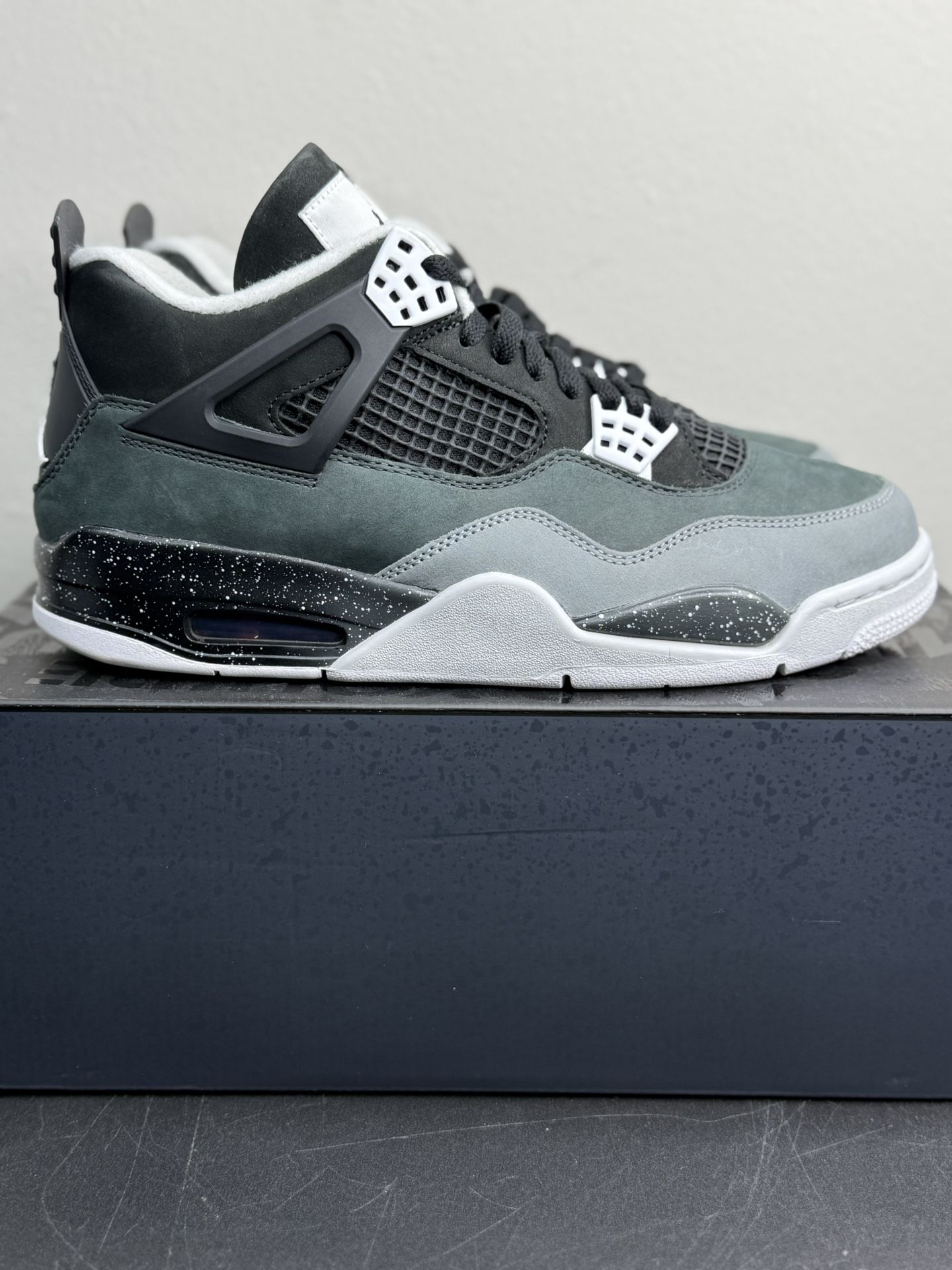 Air Jordan 4 “Fear” Size: 10.5/12W (Lightly Worn)