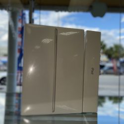 64GB iPad ( 9th Generation ) Wi-Fi Silver 