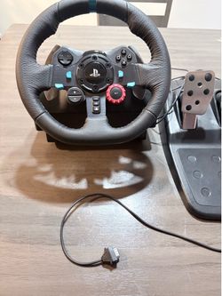 Logitech G29 Racing Wheel & Pedals for PS4/PS5/PC
