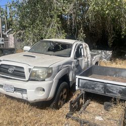 Toyota 2010 Tacoma TRD Parts Only, Low Mileage Working Engine Prior To Overturn