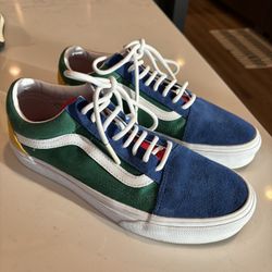 Men’s 8 Vans Shoes- LIKE NEW