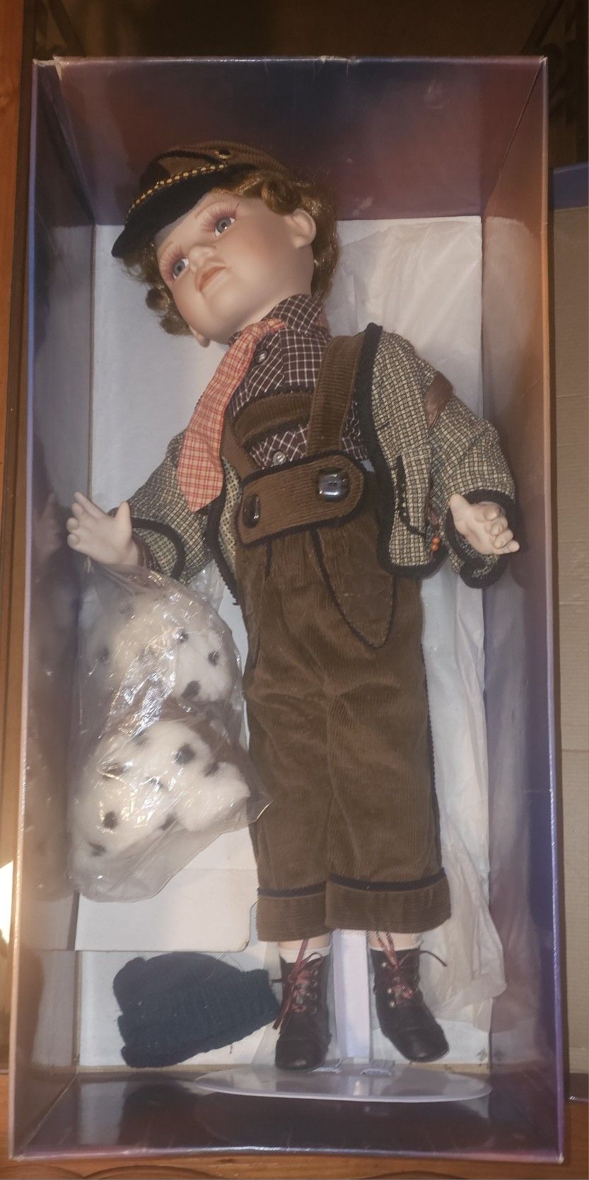 ashley belle collectible porcelain doll 18” victorian dressed doll “Tom”