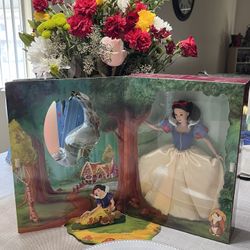 Disney Collector Edition 60th Anniversary Snow White Doll
