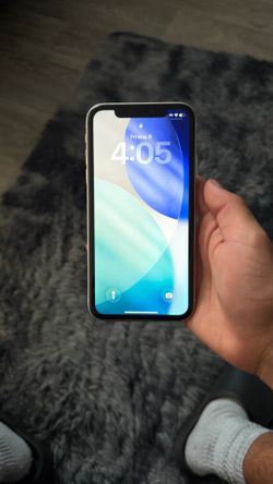 IPHONE 11 GREAT CONDITION