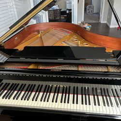 Baby Grand Piano In Excellent Condition Going For Free