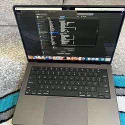 MacBook Pro M3 Max