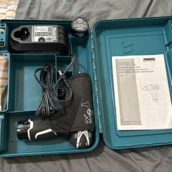 Makita 12 Volt Drill