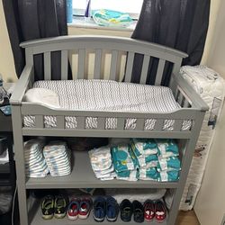 Graco Changing Table $75