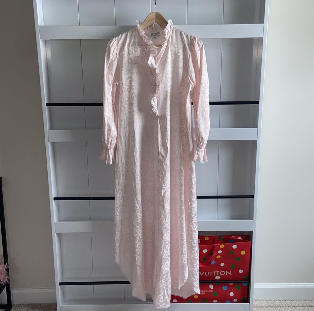Lily of France Pajama dress. S