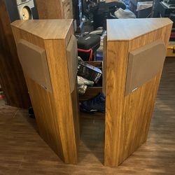 Bose 401 Speakers