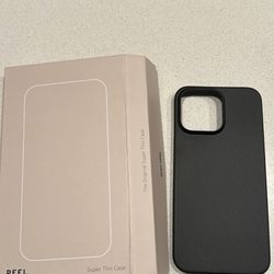 Peel Superthin iPhone 15 Pro Max Case - Blackout