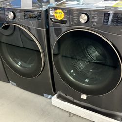 Best Seller‼️LG Stackable Washer and Gas Dryer🔥
