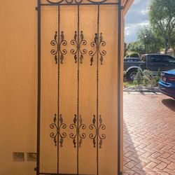 Panel decorativo en metal