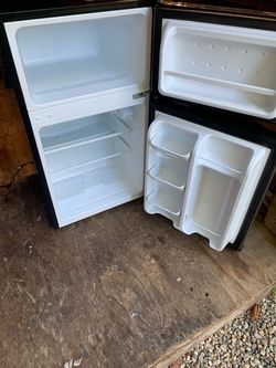 Mini fridge (CASH ONLY!)