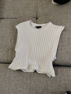White crop top