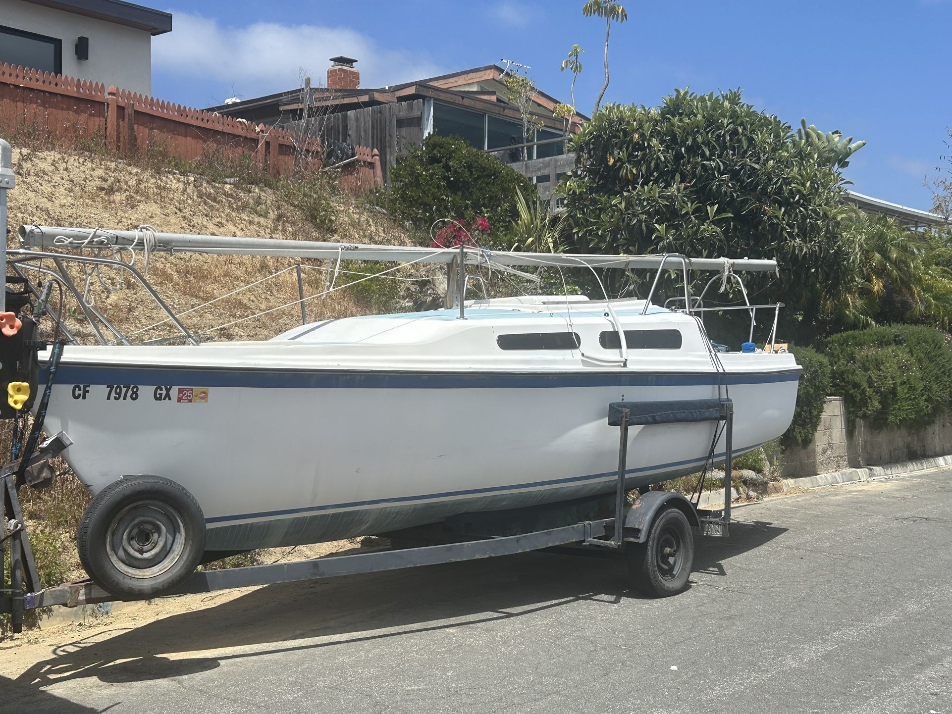Mc Gregor 25 Sailboat