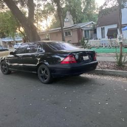 2004 Black Mercedes S500