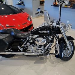 2004 Harley Davidson Road King Custom (FLHRSI)