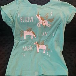 Girls Believe In Magic Tshirt