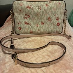 Michael Kors Jet Set Crossbody Purse