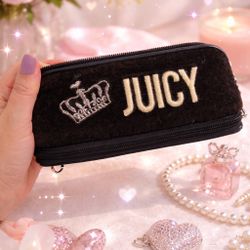 JUICY COUTURE MAKEUP CASE