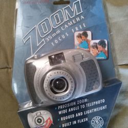 Kalimar Zoom 35mm Camera NEW-IN-BOX!
