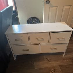chest dresser