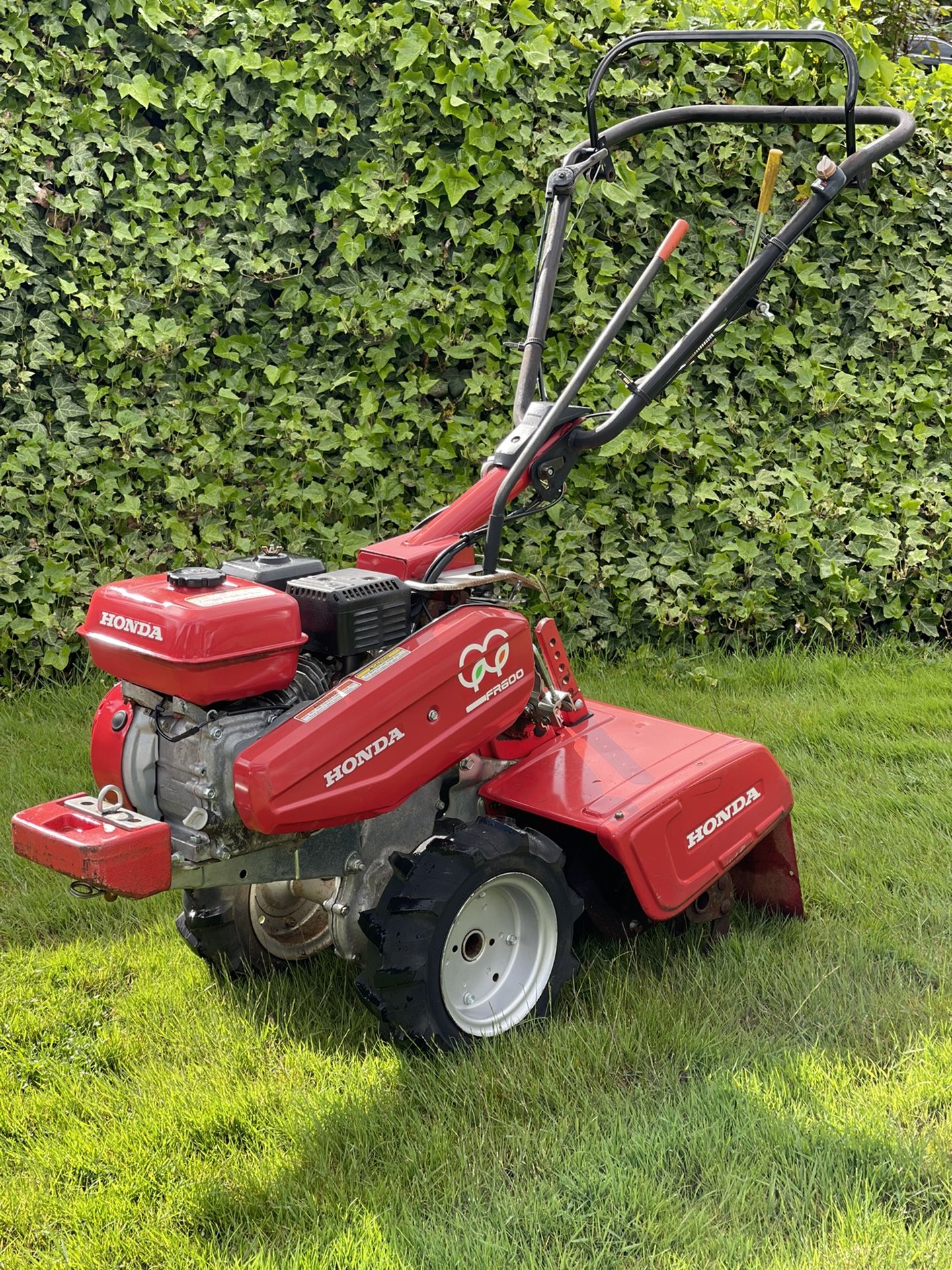 Honda FR600 Self Propelled Rototiller