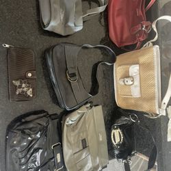 5 Purses, 2 Miche Shells, 1 Roxy Wallet