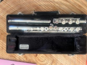 $200 OBO Armstrong Student Flute