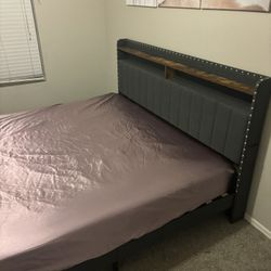 King Bed with its mattress at a super price