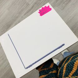 13 Inch MacBook Air With Apple M3 Chip 512gb $50 Down Payment 