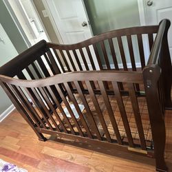 3 In 1 Convertible Crib