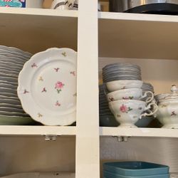 Bavaria From Germany 12 Place Setting China Dishes