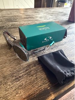 Oakley prism F1 Aston Martin sunglasses