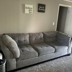 Value City Couch 