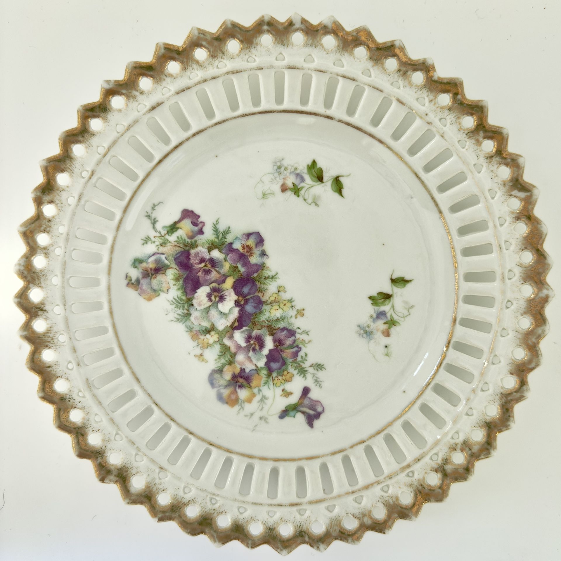 Antique Early 1900’s Unnamed Reticulated Porcelain Plate w/ Hand Painted Pansies *Price Reduced