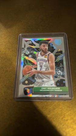 Chet Holmgren Topps Chrome Basketball Card